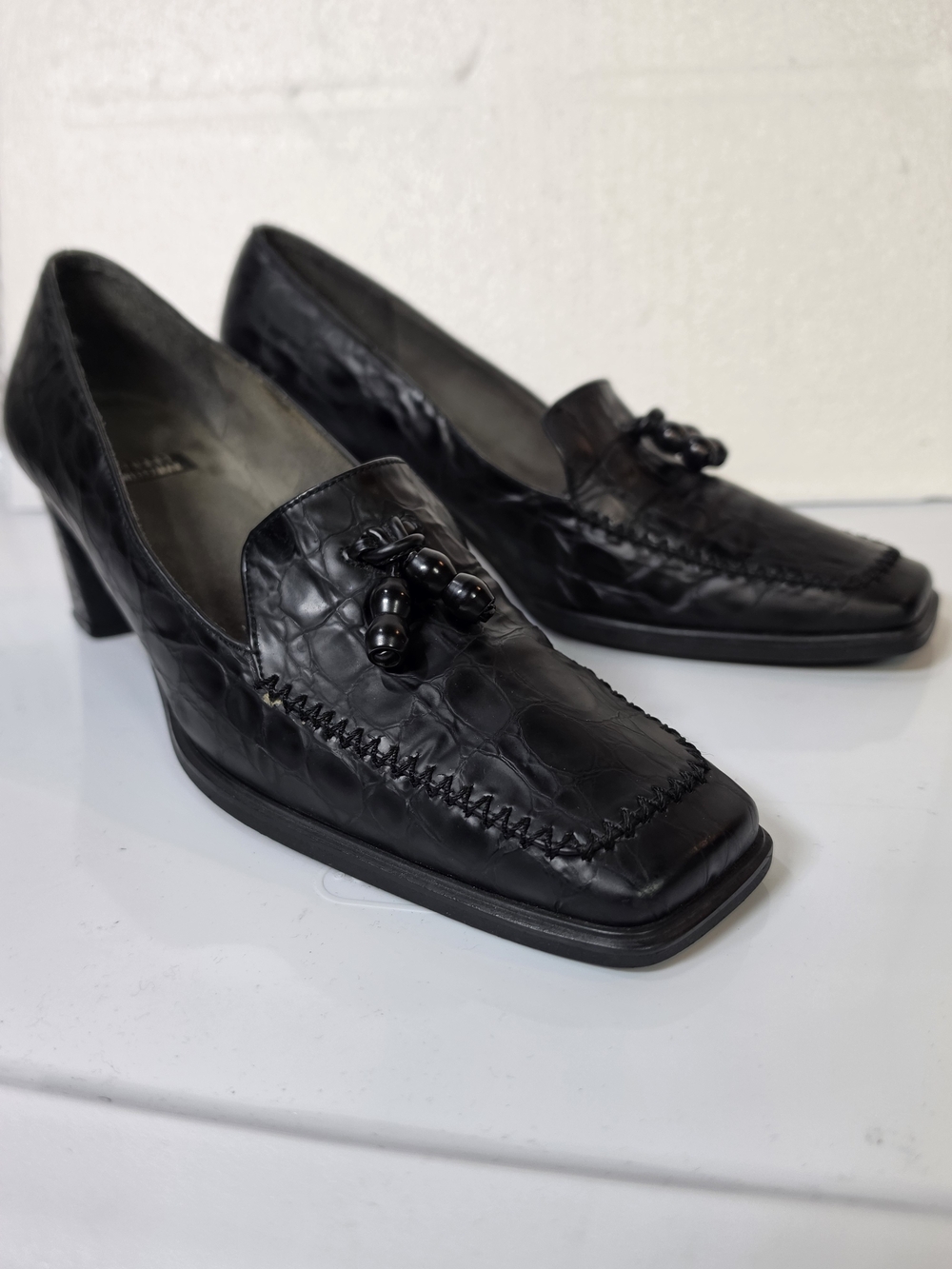 Stuart Weitzman Black Croc-Embossed Tassel Loafers